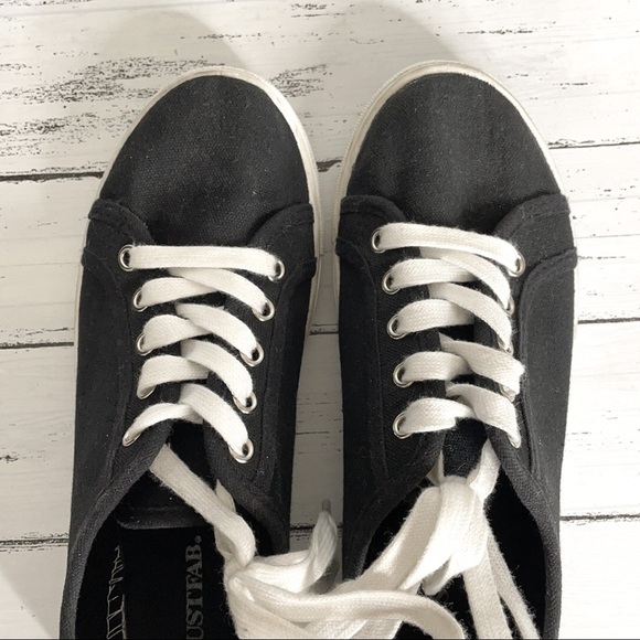 JUST FAB | Nia Canvas Sneaker Black & White 7 - Picture 8 of 9